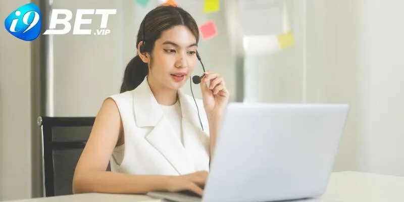 Cách liên hệ CSKH giải quyết tình trạng từ chối giao dịch