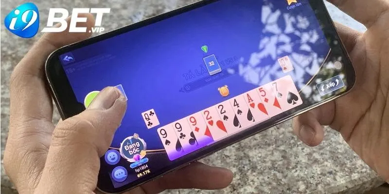 Chơi game bài i9bet cần ghi nhớ các lá bài
